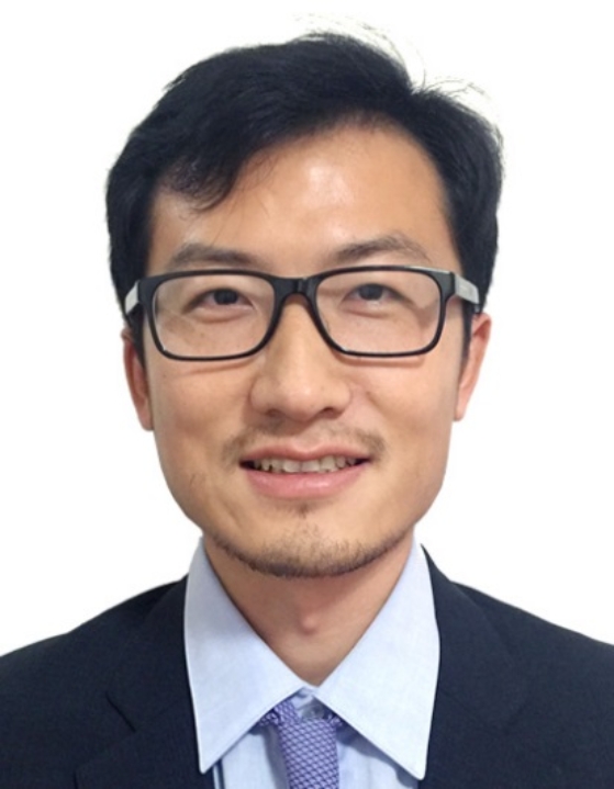 D:\课题申报研究与评奖\ femboy
教学改革项目\2022本科优质课程\陈旸旸教授.jpg